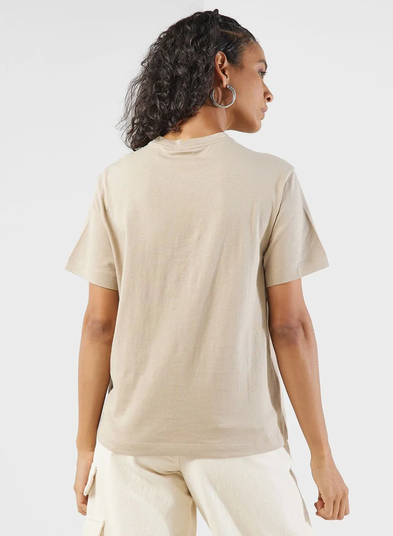 Champion Logo T-Shirt