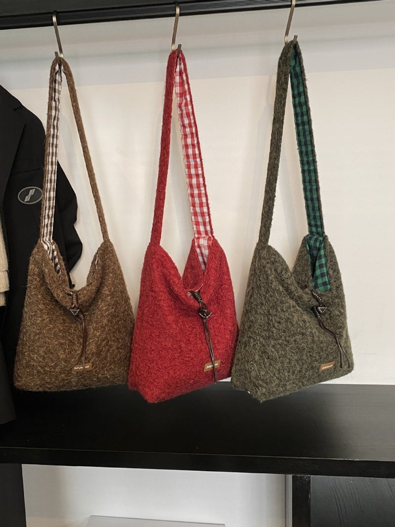 Winter Woolen Large-Capacity Bag For Women Trendy Korean Style Tote Bag Preppy Style Shoulder Bucket Bag - Image 5