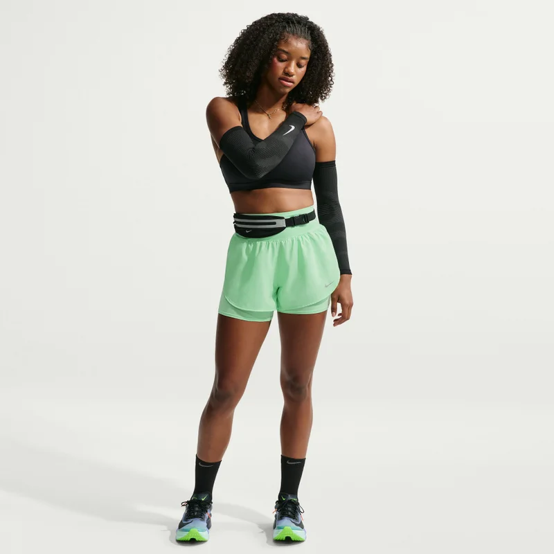 Nike Flow