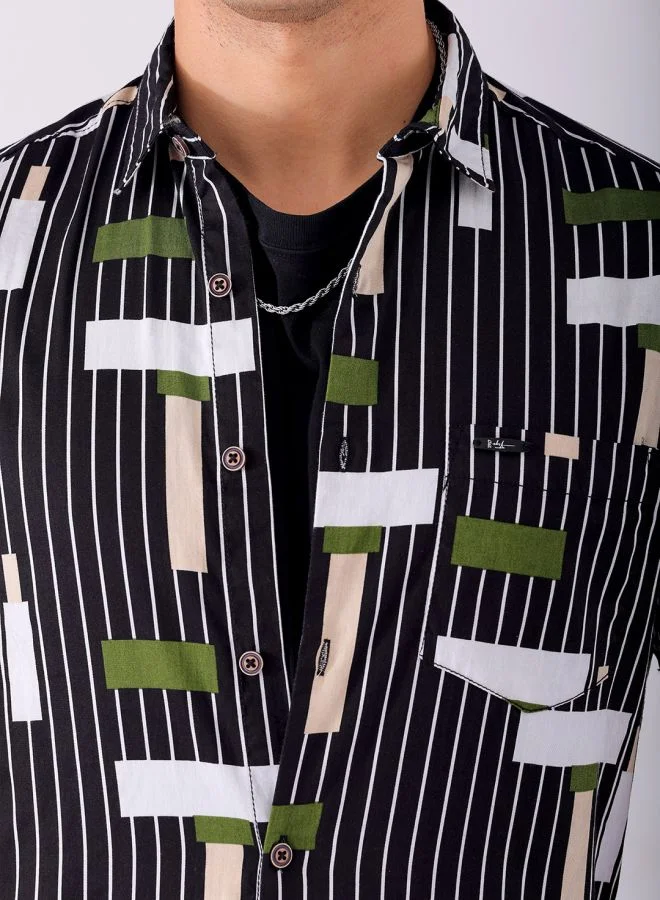 شركة المرآب الهندية Men Slim Fit Geometric Printed Half Sleeves Spread Collar Casual Shirt