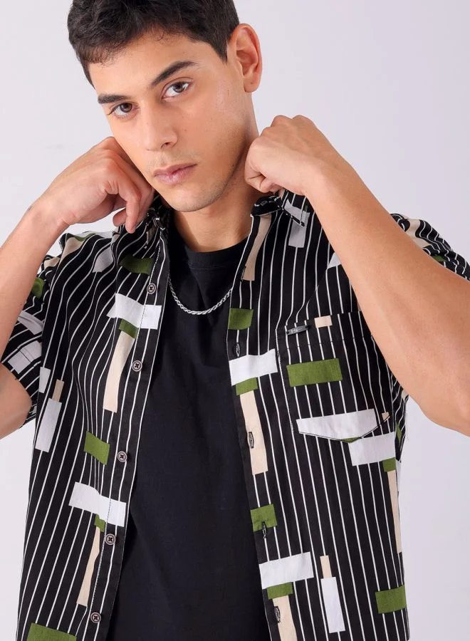 شركة المرآب الهندية Men Slim Fit Geometric Printed Half Sleeves Spread Collar Casual Shirt