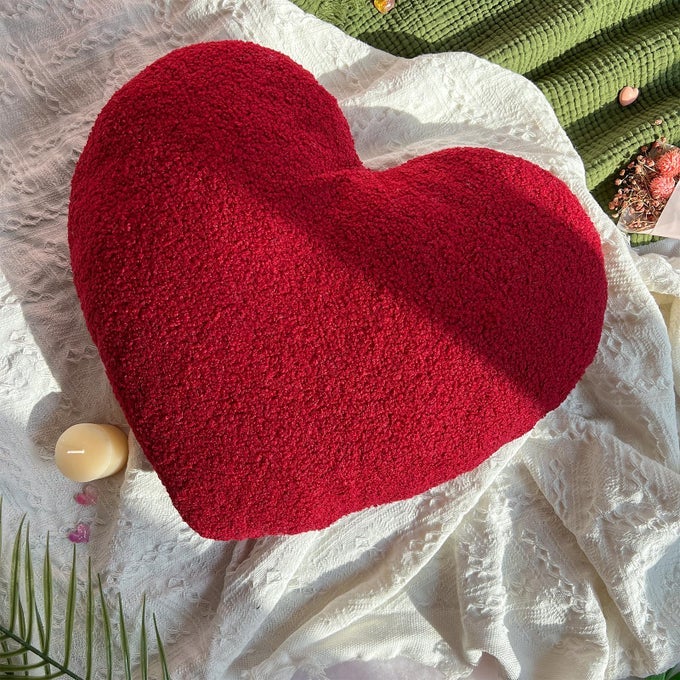 HEART PILLOWS WINE RED HEART SHAPED PILLOWS LOVE THROW PILLOWS CUTE SHERPA HEART DECOR LARGE FLUFFY PILLOWS WOMEN GIRLS LIVING BEDROOM HOME DECORATION 15X18 INCH