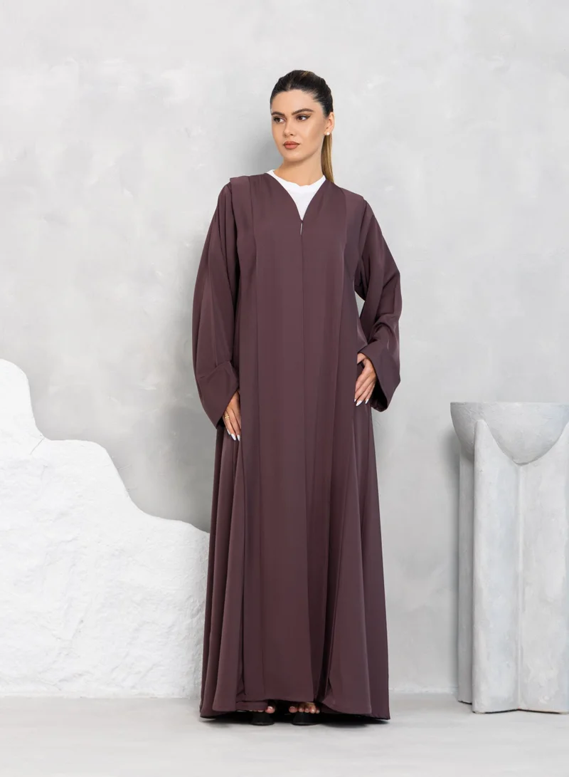 نيكياس عباية نيدا بورجوندي مع طيات عريضة من الأمام والخلف