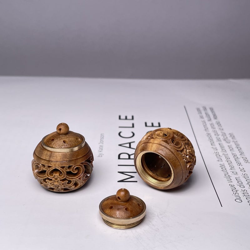 Traditional Wooden Peony Lotus Scented Pendant 6. Green Sandalwood Xi Shi Lantern