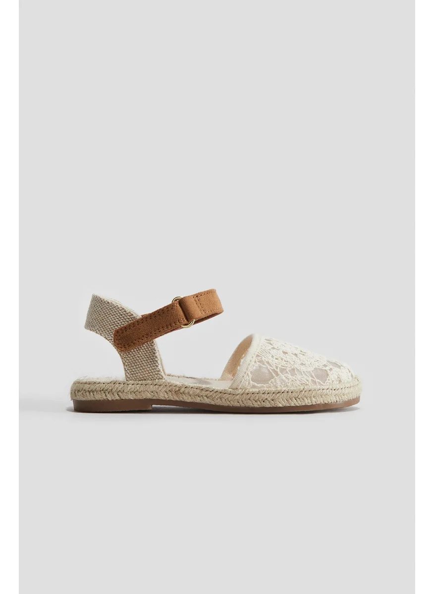 H&M Crochet-Look Sandals