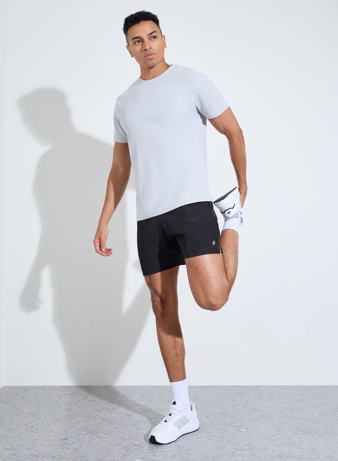 Styli Black Solid Side Slit Regular Fit Running Shorts - Image 2