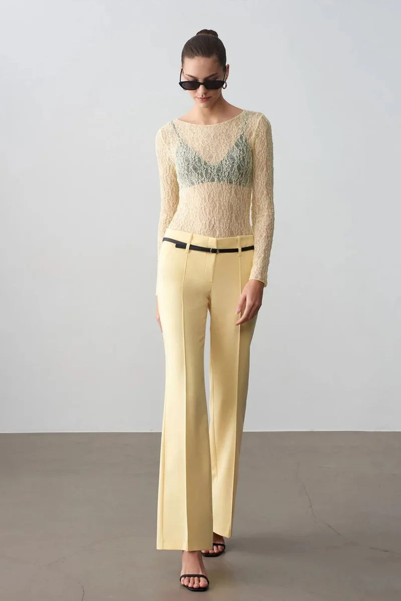 DILVIN Belted Straight-Leg Crepe Trousers