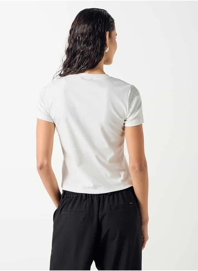 2Xtremz 2Xtremz Embellished Crew Neck T-shirt with Short Sleeves