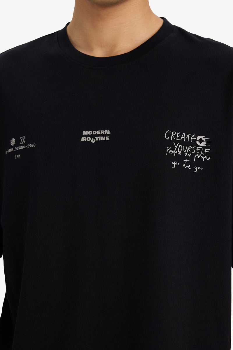 ديفاكتو تيشيرت قطن نص كم اوفر سايز برقبة مستديرة - Image 4