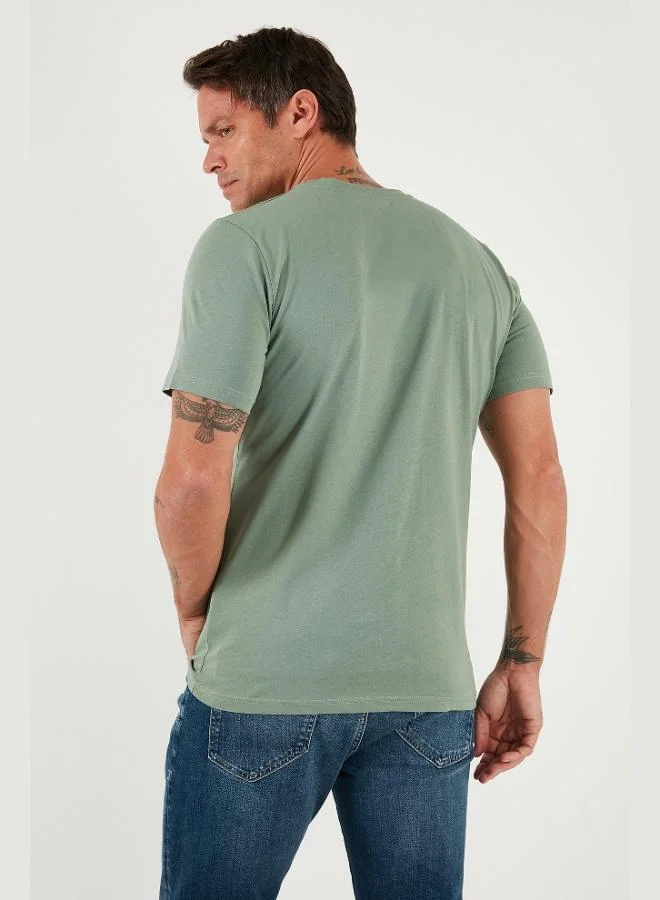 Buratti  Buratti Detailed Cotton Regular Fit Crew Neck T-Shirt Men's T-Shirt 59020203 for Men | Best Price UAE