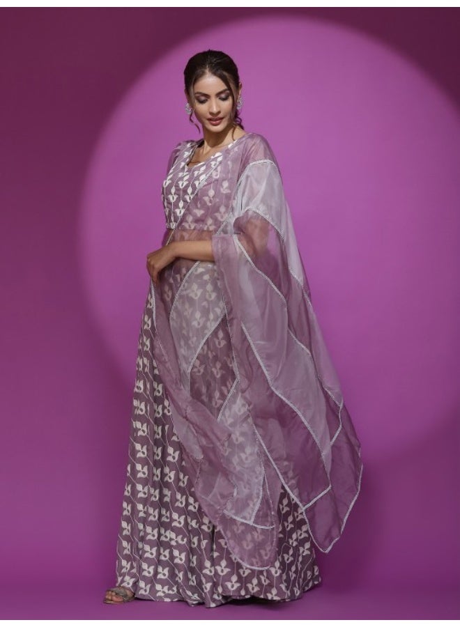 AKS Mauve Embroidered Lehenga Choli With Organza Dupatta Set  - Image 4