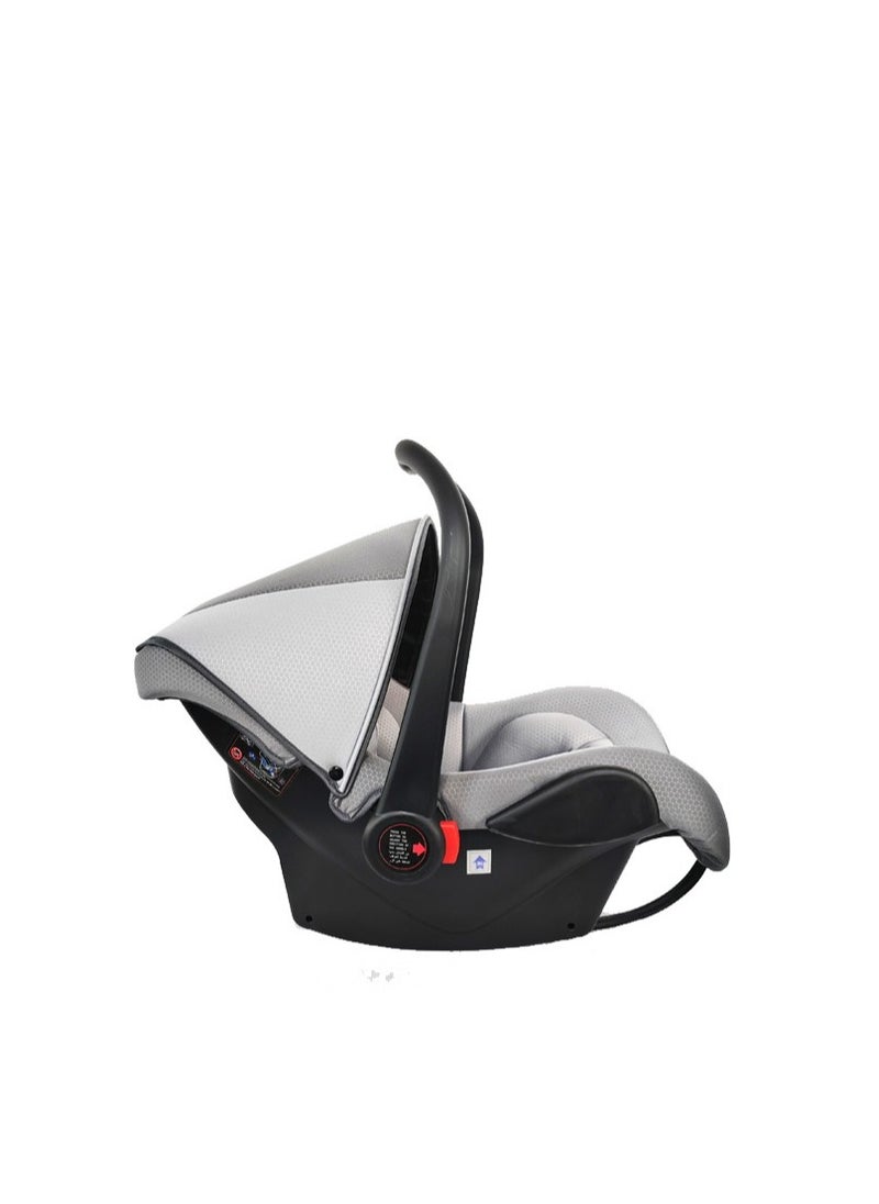 molody Adjustable Full Body Cushion Front-Facing Baby Car Seat with Safety Harness – Portable and Comfortable Car Seat for Infants (0-4 Years), Ideal for Safe Travel  - Image 2