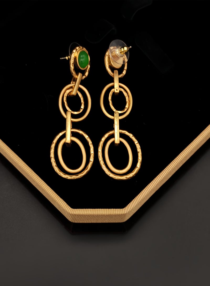 Long earrings with double hoops in light gold - Image 3