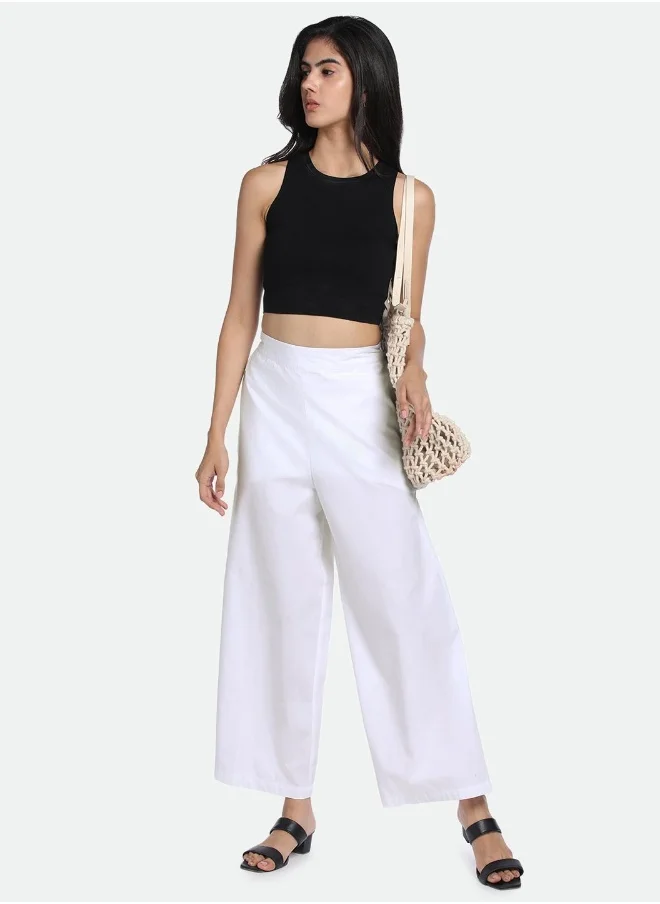 دينيس لينغو Relaxed Fit White Cotton Trousers – Elegant and Comfortable