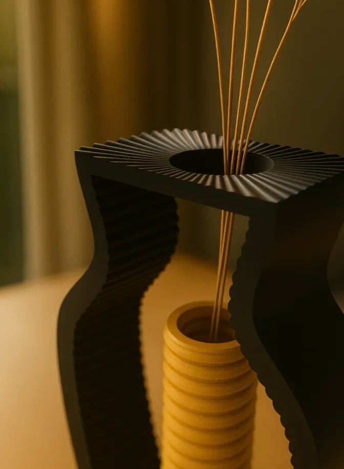 أخوة ثلاثي الأبعاد مزهرية ديكور بتصميم مجوف عصري – 25 × 14.6 سم - Image 3