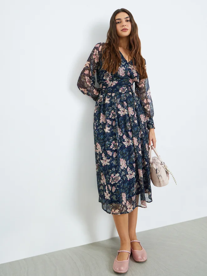 Styli Styli Navy Floral Midi Dress with Long Sleeves