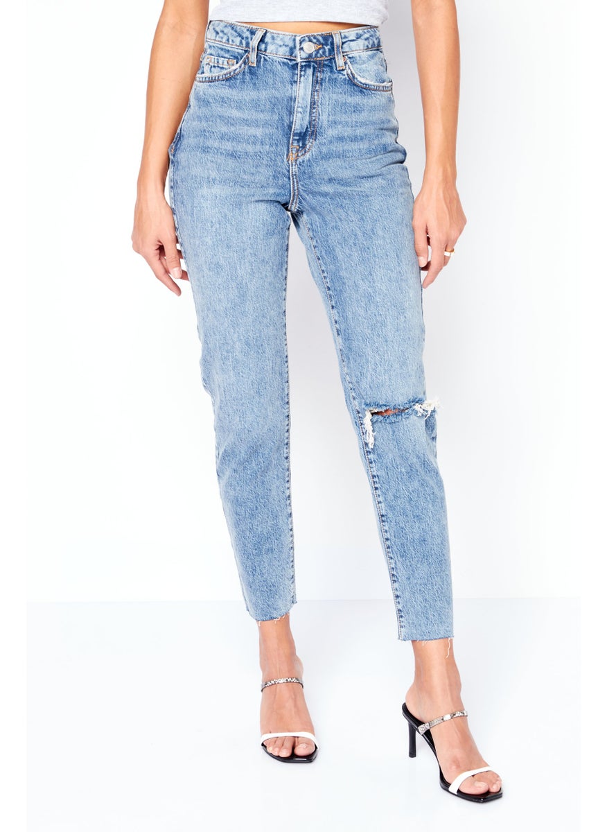 NEW LOOK Women Mom Fit Rip Stretchable Jeans, Blue  - Image 1