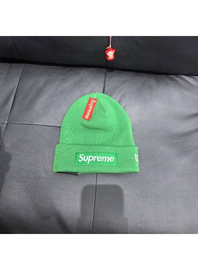 SUPREME قبعة بوني محبوكة فاخرة باللون الأخضر - أسلوب الشارع الكلاسيكي بشعار مربع دافئ