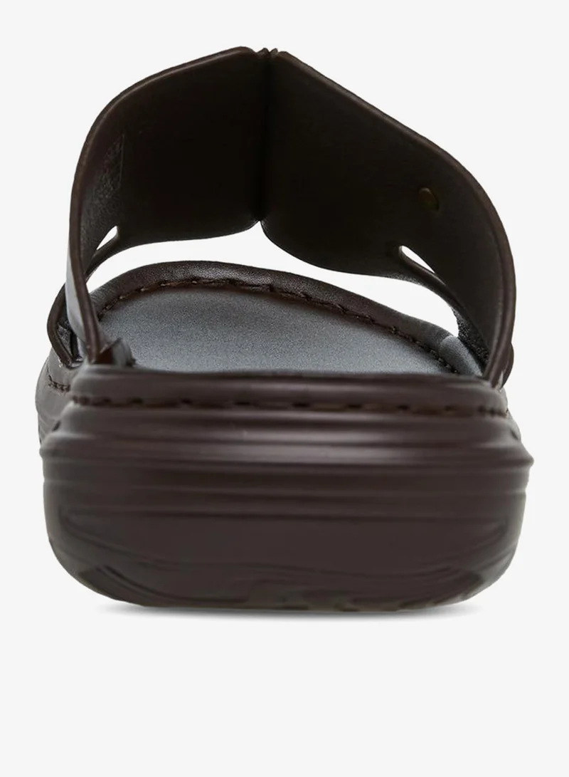 Le Confort Solid Slip-On Comfort Sandals