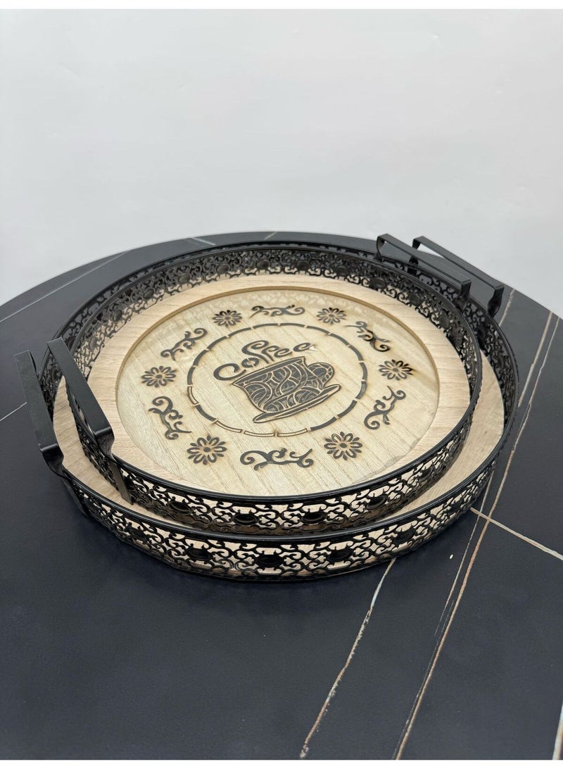 Living Set of 2 round trays with black steel edges and a wooden glass base - Image 4