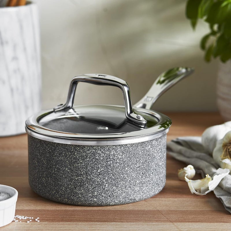 ZWILLING Vitale 1qt قدر غير لاصق مع غطاء مصنوع من الألمنيوم مقاوم للخدش صنع في إيطاليا - Image 4
