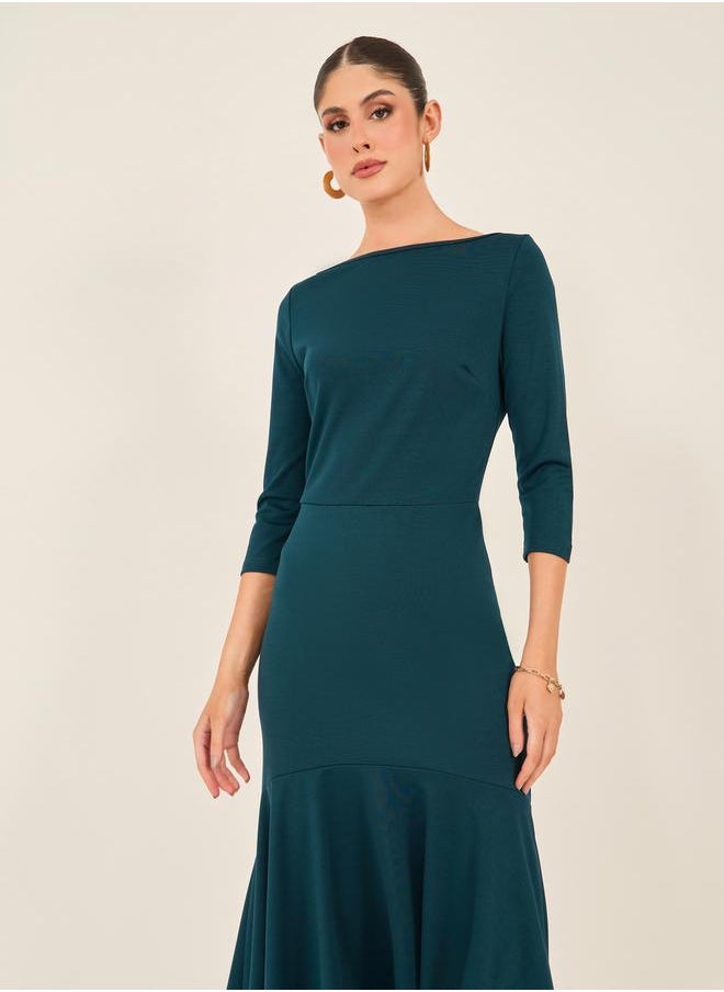 Styli Solid Boat Neck Mermaid Hem Midi Dress  - Image 3