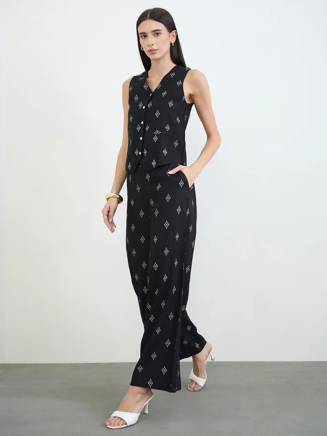 Styli Black Printed Wide Leg Pants with Side Pocket