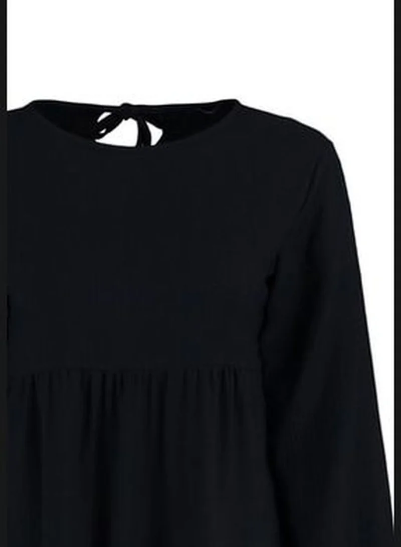 trendyol Black Ruffle Skater/Water-Water Crepe/Textured Mini Knitted Dress TWOAW23EL00371