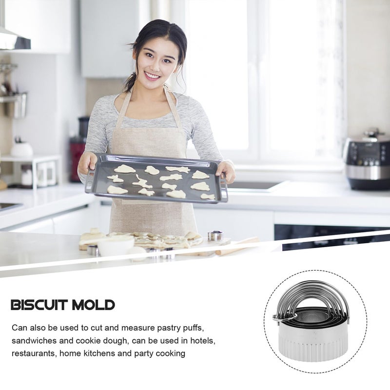 Stainless Steel Cookie Cutters Set of 5 with Handles Serrated Edges for Baking - Image 4
