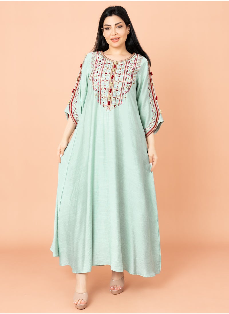 اكسا جلابية كلاسيكية مطرزة  - Image 1