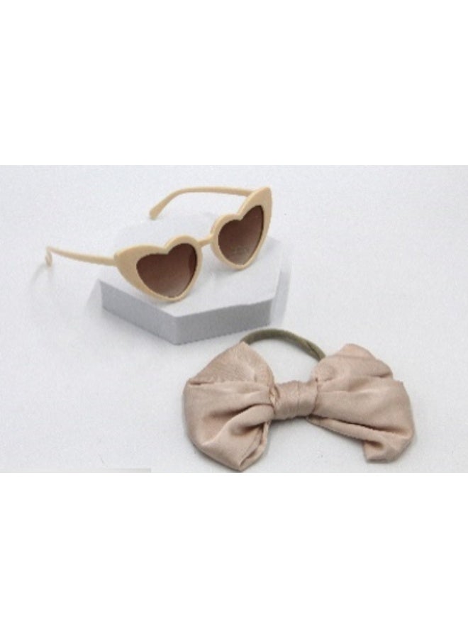 دىدانيالا دانييلا - مجموعة تتضمن نظارة على شكل قلب ومشابك شعر على شكل فيونكة لتسريحة ذيل الحصان للأطفال والفتيات. - Image 4