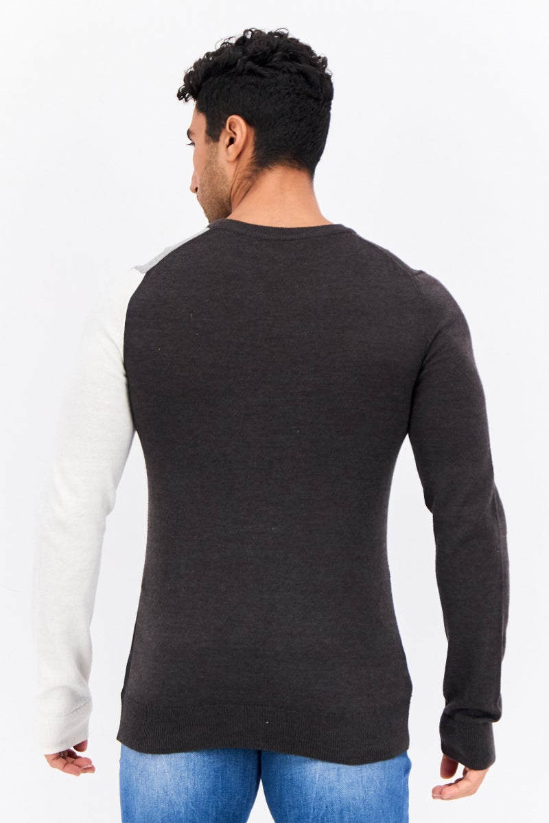 PERRY ELLIS سويت شيرت رجالي بأكمام طويلة على شكل حرف V، ملون، أسود - Image 3