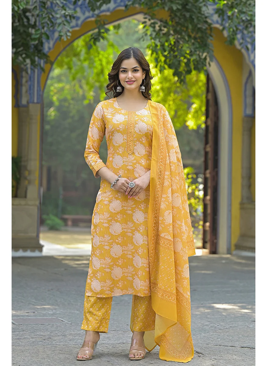 زيري سوق Yellow Rayon Blend Floral Printed Straight 3-Piece Kurta Set
