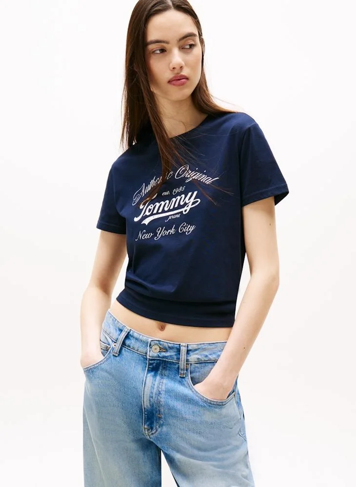 تومي جينز Graphic Crew Neck T-Shirt