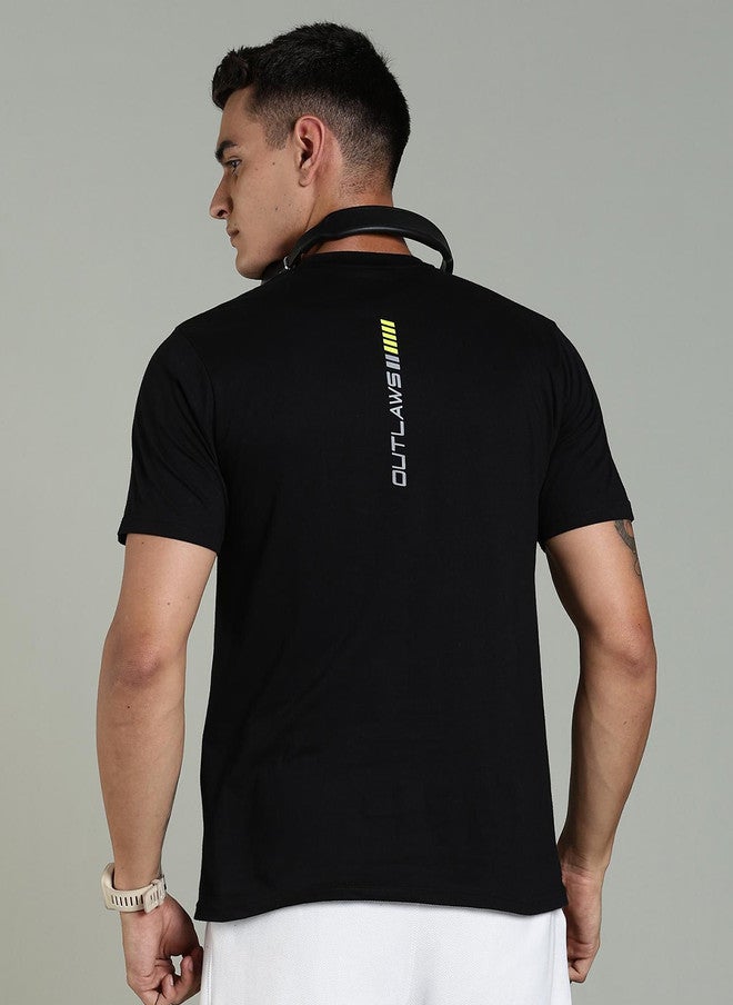 OUTLAWS Men's Solid Round Neck Cotton Slim Fit T-shirt in Black - Image 5