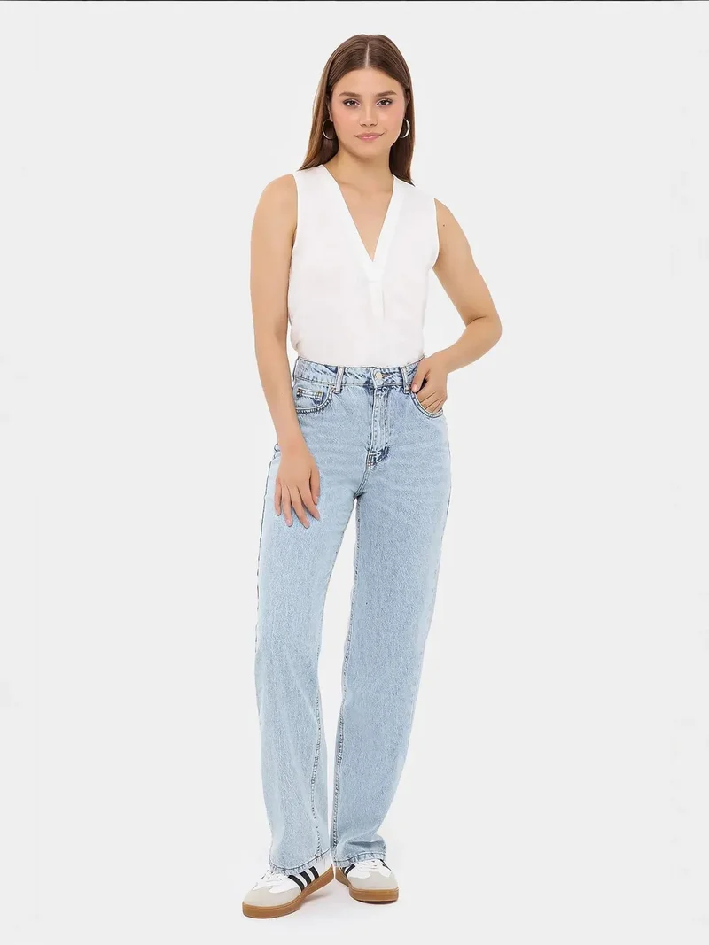 زوبعة قميص بدون أكمام بياقة على شكل حرف  شبه شفاف