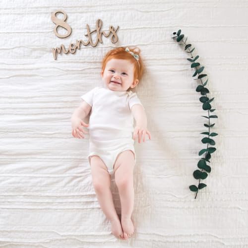 Haoser Baby Monthly Milestone Wood Cutouts-Baby Shower Gift-Monthly Photo Prop-Milestone Marker-New Baby Gift-Babys First Year,1 Count,Beige - Image 4