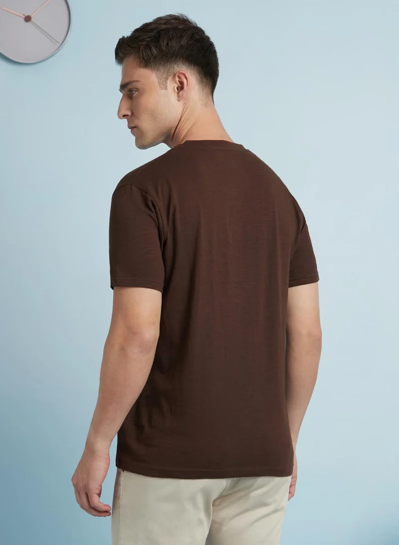 Dennis Lingo Men's Brown 100% Cotton Solid Regular Fit T-Shirt