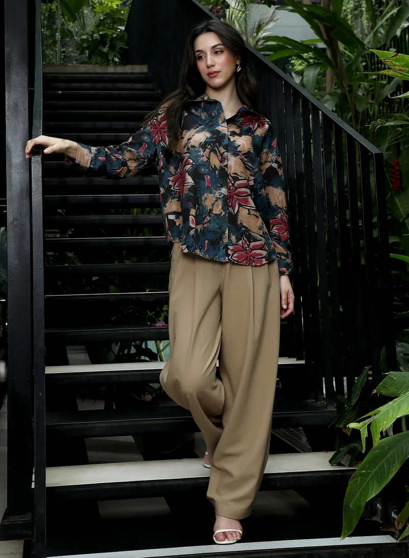 Pinacolada  Women's Emerald Green & Khaki Beige Artistic-Flowers Oversized Shirt | نساء | أكمام طويلة | طبعة زهرية | طوق منتشر | كاجوال كبير الحجم | قميص for Women | Best Price UAE