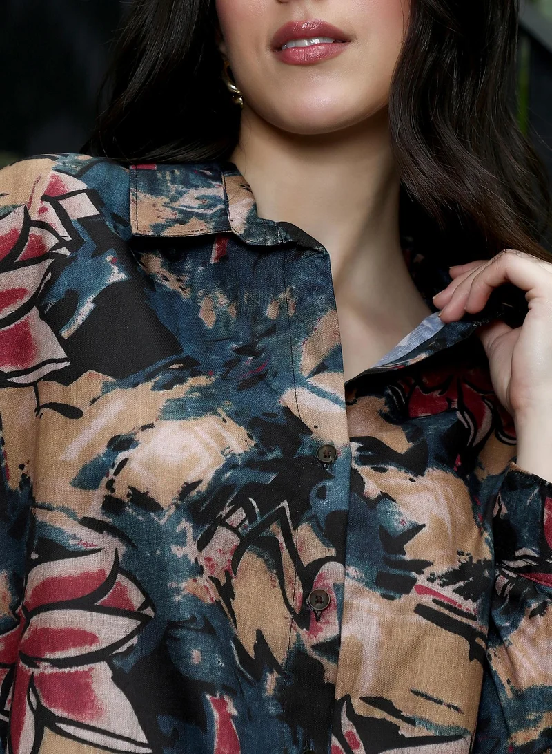 Pinacolada  Women's Emerald Green & Khaki Beige Artistic-Flowers Oversized Shirt | نساء | أكمام طويلة | طبعة زهرية | طوق منتشر | كاجوال كبير الحجم | قميص for Women | Best Price UAE