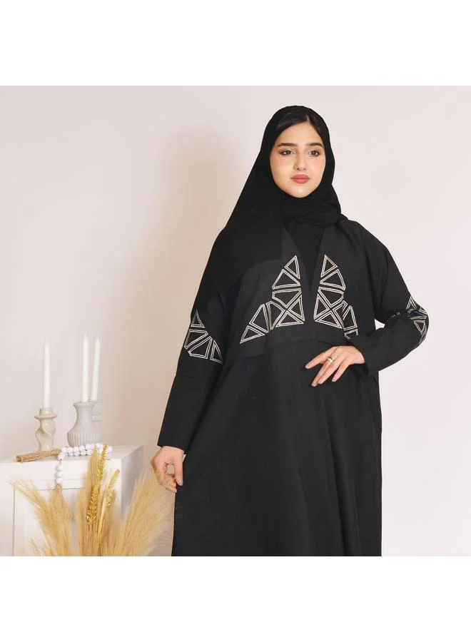 عبايات حوراء عباية لف باللون الاسود بتطريز ابيض