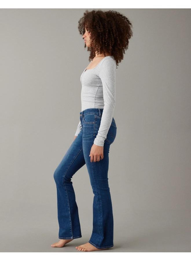 AE Next Level Curvy Low-Rise Kick Bootcut Jean - pzsku/ZA5392250A3783596D35CZ/45/_/1742301403/aa8b0a0f-e175-4d55-b6e7-dbea6878a38c