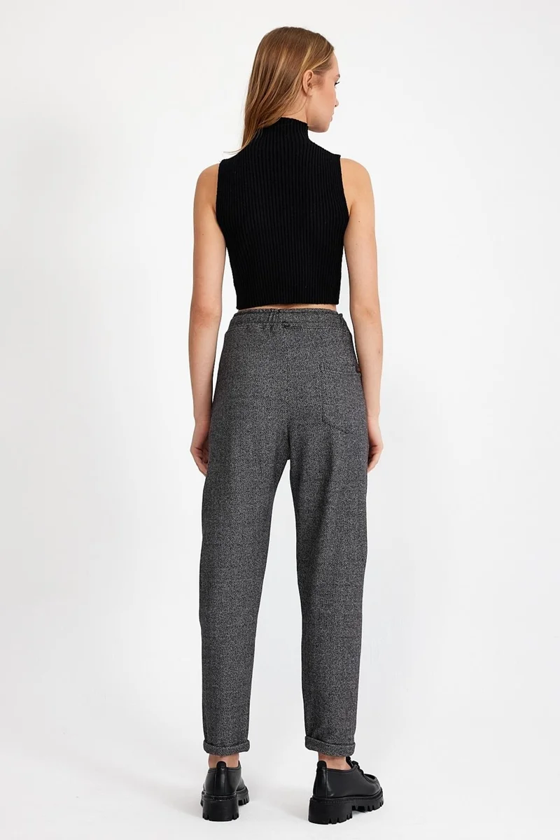 الكسندر جاردي Alexandergardi Double Leg Comfort Fit Trousers (E23-50902)