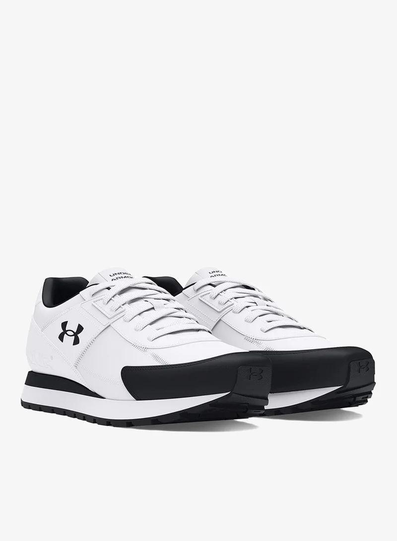 اندر ارمر إسنشال رنر