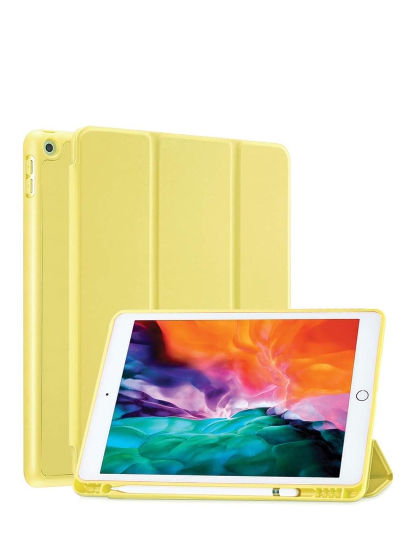 جينيكست جراب واقٍ رفيع وناعم من السيليكون بحامل ثلاثي الطي لهاتف Apple iPad 5th / 6th Generation 9.7 بوصة 2018/2017 - Image 1