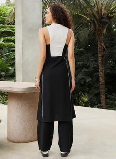  قصة Women's Raven Black Contrast Linear Kurta Set  - Image 4