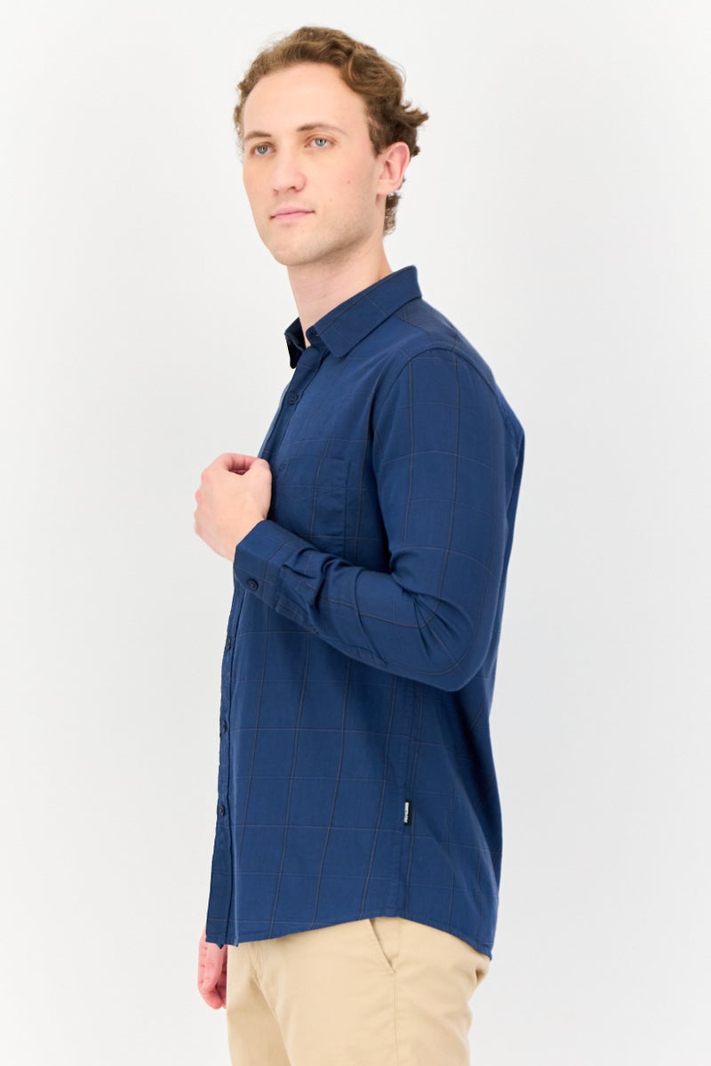 Kenneth Cole قميص رجالي ضيق بأكمام طويلة مزخرف بمربعات، متعدد الألوان - Image 4