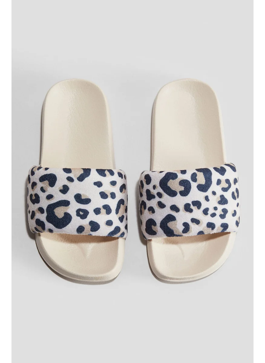 H&M Pool Shoes