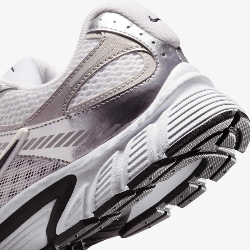 Nike Men's V5 RNR Shoes