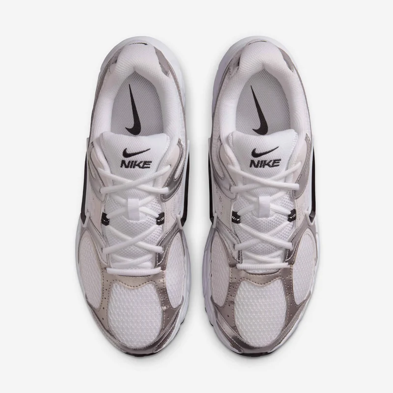 Nike Men's V5 RNR Shoes